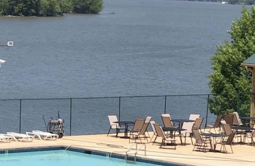 Mount Gilead House | Lake Escape on Lake Tillery/Gated Community/High Speed Internet