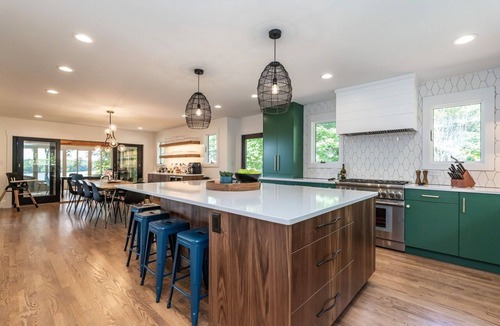 Bracey House | Lake Escape-POOL, Deep water, Diving Board, Main Lake, Panoramic Views!