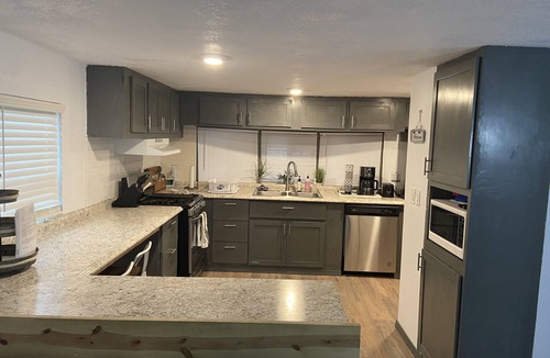 Canadian House | Lake Eufaula, OK - Neighborhood Boat ramp, Dog Friendly, Low Cleaning Fee