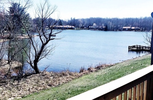 Fairfield Glade Condo | 🌟Lake Front unit ready 4 you! 🌟- sleeps 12 in beds, w/king bed, WiFi, pets