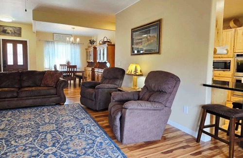 Helena House | Lake Helena Lookout 4 Bedroom Home