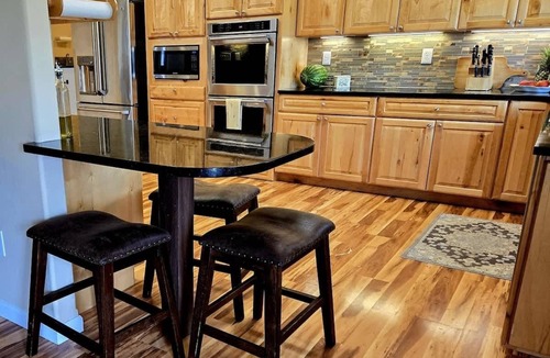 Helena House | Lake Helena Lookout 4 Bedroom Home