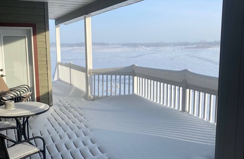 McLean County Cabin | Lake house to celebrate and enjoy!