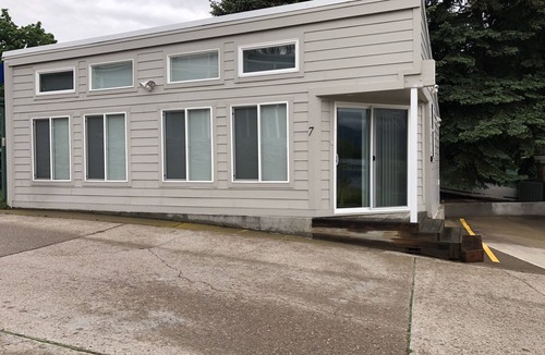 Polson Apartment | Lake Place Cottage on Flathead Lake