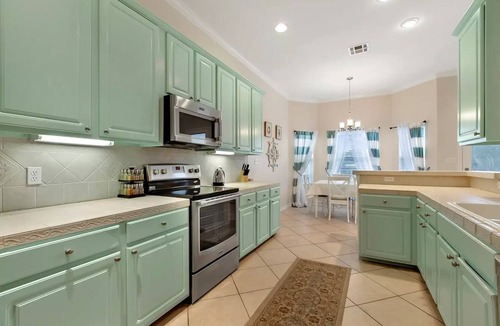 Leander House | Lake Travis home with beautiful sunsets