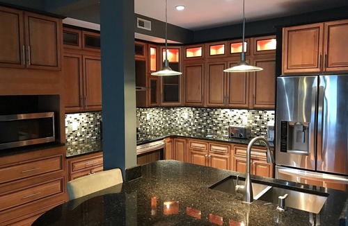 Geneva-on-the-Lake Condo | LAKEFRONT CONDO #309 2BR/2BA-private balcony, private beach and wine tours!