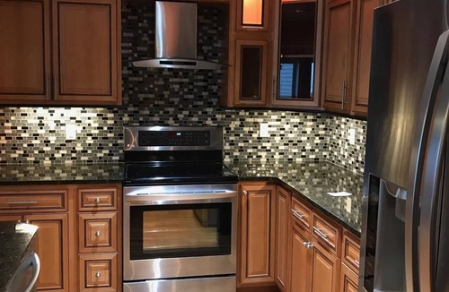 Geneva-on-the-Lake Condo | LAKEFRONT CONDO #309 2BR/2BA-private balcony, private beach and wine tours!