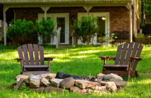Union Hall House | Lakefront |Deck |Fire Pit | Dock| Charcoal Grill