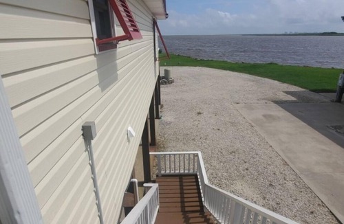 Lake Charles House | Lakefront Home "The Red Crab"