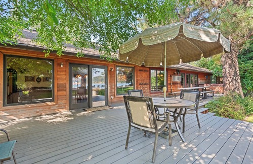 Spirit Lake House | Lakefront Home, with Beach, Dock, Pickleball court, 6 bed 5 bath on Spirit Lake