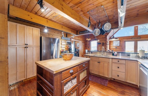 Southmont House | Lakefront house in Lexington:Fishing,Boating & BBQ