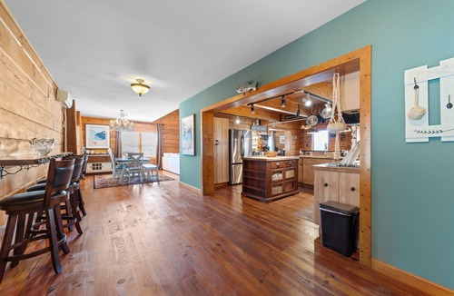 Southmont House | Lakefront house in Lexington:Fishing,Boating & BBQ