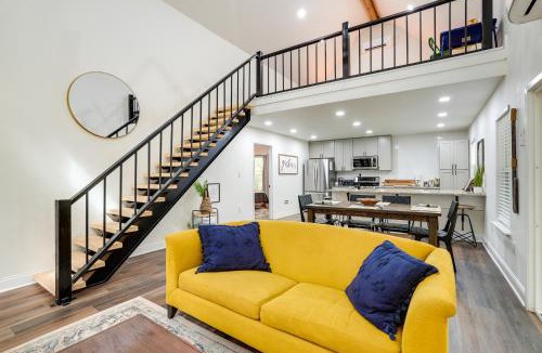 Lone Star House | Lakefront Texas Abode w/Kayaks, Fire Pit & Patio!