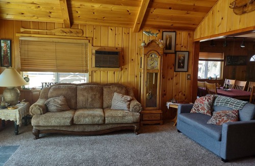Rathdrum House | Lakehouse 7 miles from Silverwood
