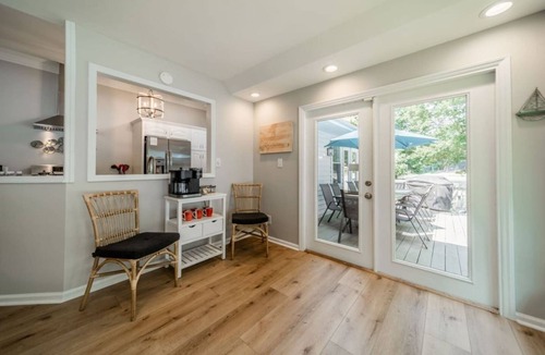 Mount Mourne House | Lakeside Fun with Kayaks, Game Room, Pets OK
