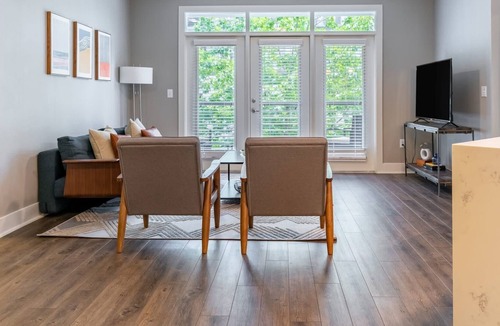Riverside Apartment | Lakeside South Shore - 2 Bedroom with Lake Access