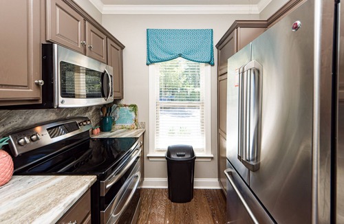 Santee Condo | Lakeside vacationing close to golf courses, restaurants and boat rental company!