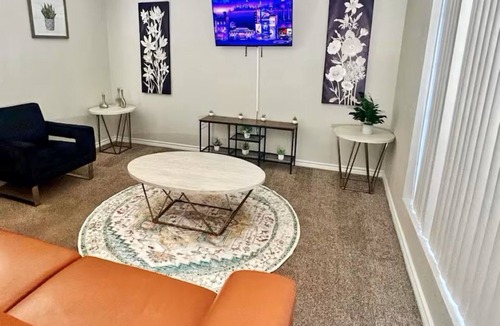 El Lago Apartment | Lakeview King 1Bed Apt/Kemah Boardwalk/Fishing