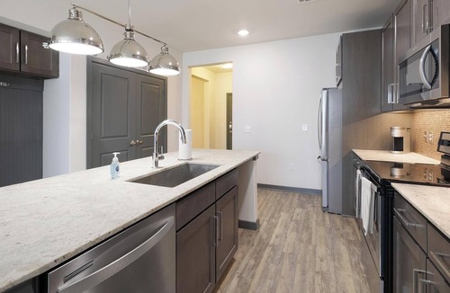 Fort Worth Cultural District Apartment | Landing | Amazing 1BD, Gym, Game Room
