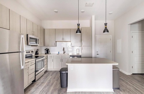Covington Apartment | Landing | Amazing 1BD, Clubhouse, Gym