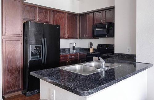Northeast Houston Apartment | Landing | Amazing 2BD, Clubhouse, Game Room