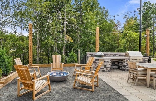 Bowling Green Apartment | Landing at The Newton Apartments - 2 Bedrooms in Palisades