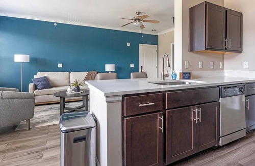 Summerville Apartment | Landing | Beautiful 1BD, Gym, Yoga Studio