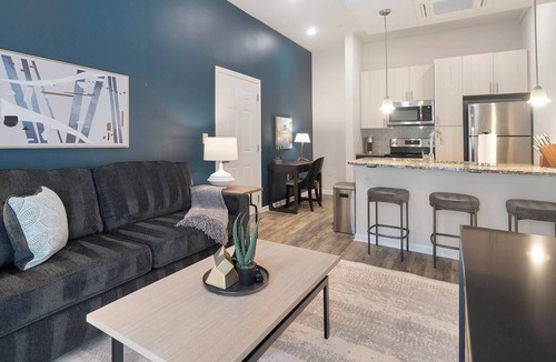 Charlotte Apartment | Landing | Beautiful 1BD, Gym, Clubhouse