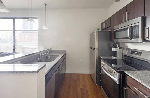 Church Hill Apartment | Landing | Beautiful 1BD, Clubhouse, Courtyard