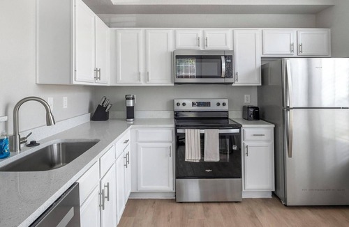 Barker Apartment | Landing | Beautiful 2BD, Clubhouse