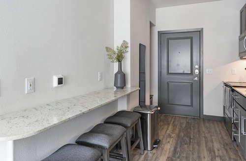 Fort Worth Cultural District Apartment | Landing | Beautiful Studio, Game Room, Gym
