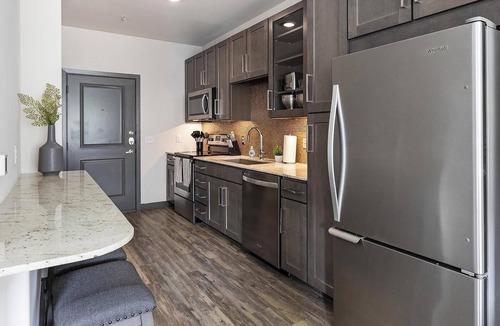 Fort Worth Cultural District Apartment | Landing | Beautiful Studio, Game Room, Gym