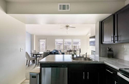 Yukon Apartment | Landing | Beautiful 2BD, Clubhouse, Gym