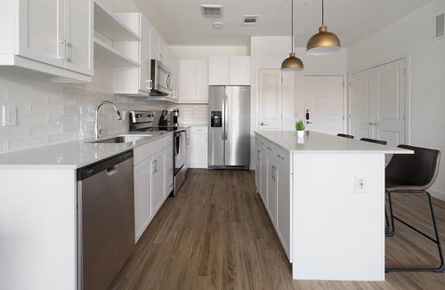 Austin Apartment | Landing | Chic 1BD, Gym, Clubhouse