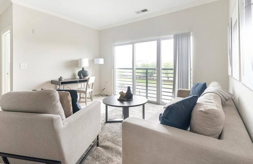 Chillum Apartment | Landing | Chic 2BD, Courtyard, Gym