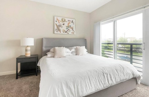 Chillum Apartment | Landing | Chic 2BD, Courtyard, Gym