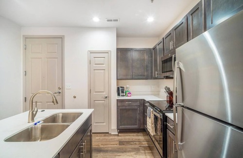 Corryville Apartment | Landing | Incredible 1BD, Gym, Clubhouse