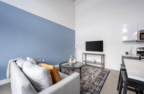 Royal Oak Apartment | Landing | Incredible 1BD, Pool, Gym