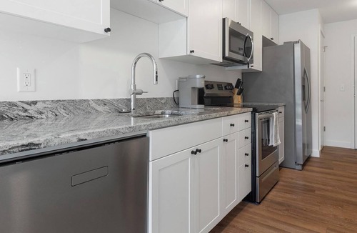 Greektown Historic District Apartment | Landing | Incredible Studio, Clubhouse, Gym