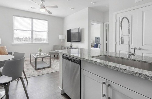 Spring Branch East Apartment | Landing | Modern 1BD, Gym, Courtyard