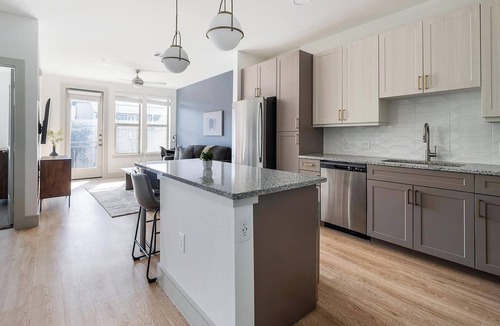 Scofield Farms Apartment | Landing | Modern 1BD, Pool, Clubhouse