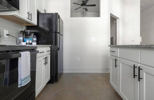 Charlotte Apartment | Landing | Modern Studio, Clubhouse, Pool
