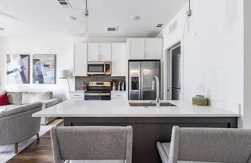 Austin Apartment | Landing | Spectacular 1BD, Clubhouse, Pool