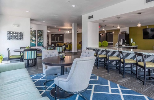 Washington Ave./ Memorial Park Apartment | Landing | Spectacular 2BD, Clubhouse, Gym
