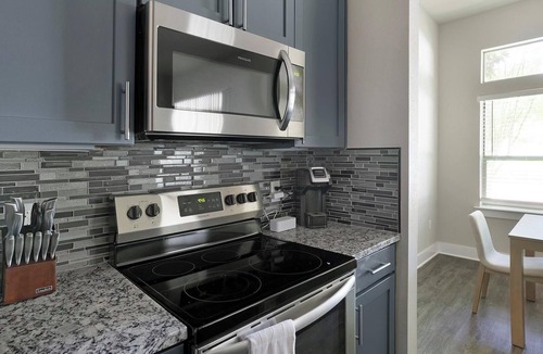 Nassau Bay Apartment | Landing | Spectacular 1BD, Yoga Studio, Pool