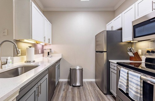 Webster Apartment | Landing | Spectacular 1BD, Gym