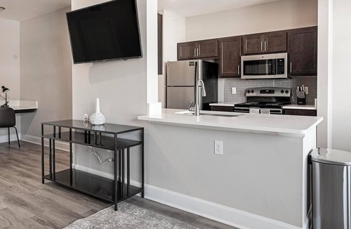 Summerville Apartment | Landing | Spectacular 1BD, Yoga Studio, Gym