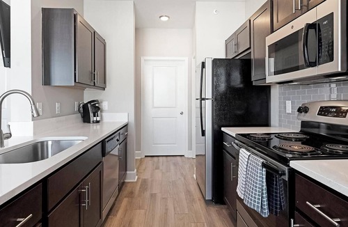 Summerville Apartment | Landing | Spectacular 1BD, Yoga Studio, Gym