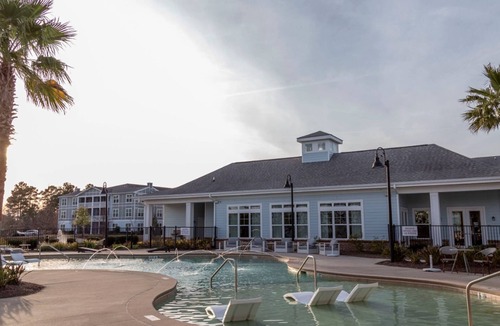 Eden Apartment | Landing | Stunning 1BD, Clubhouse, Pool