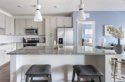 Belville Apartment | Landing | Stunning 2BD in Westport